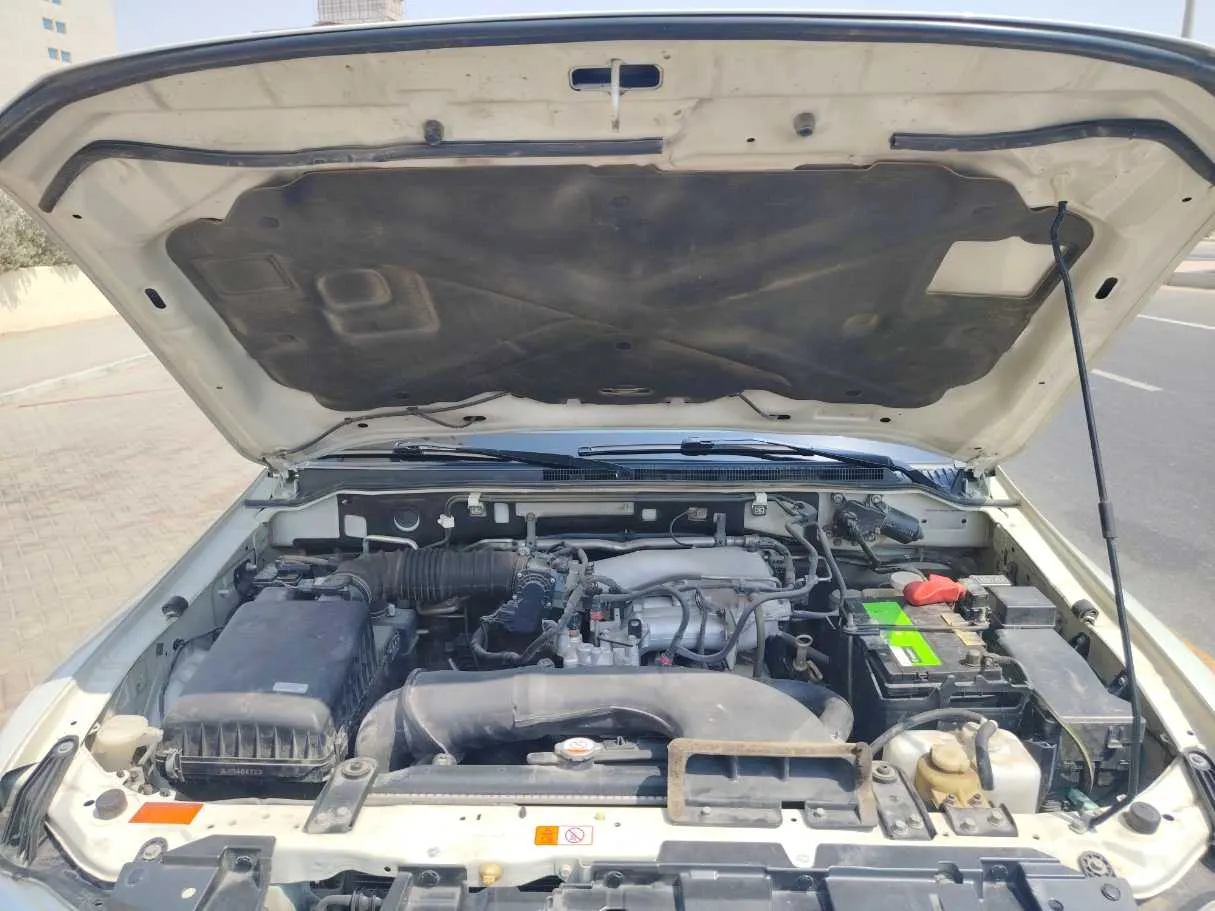 Car image 32