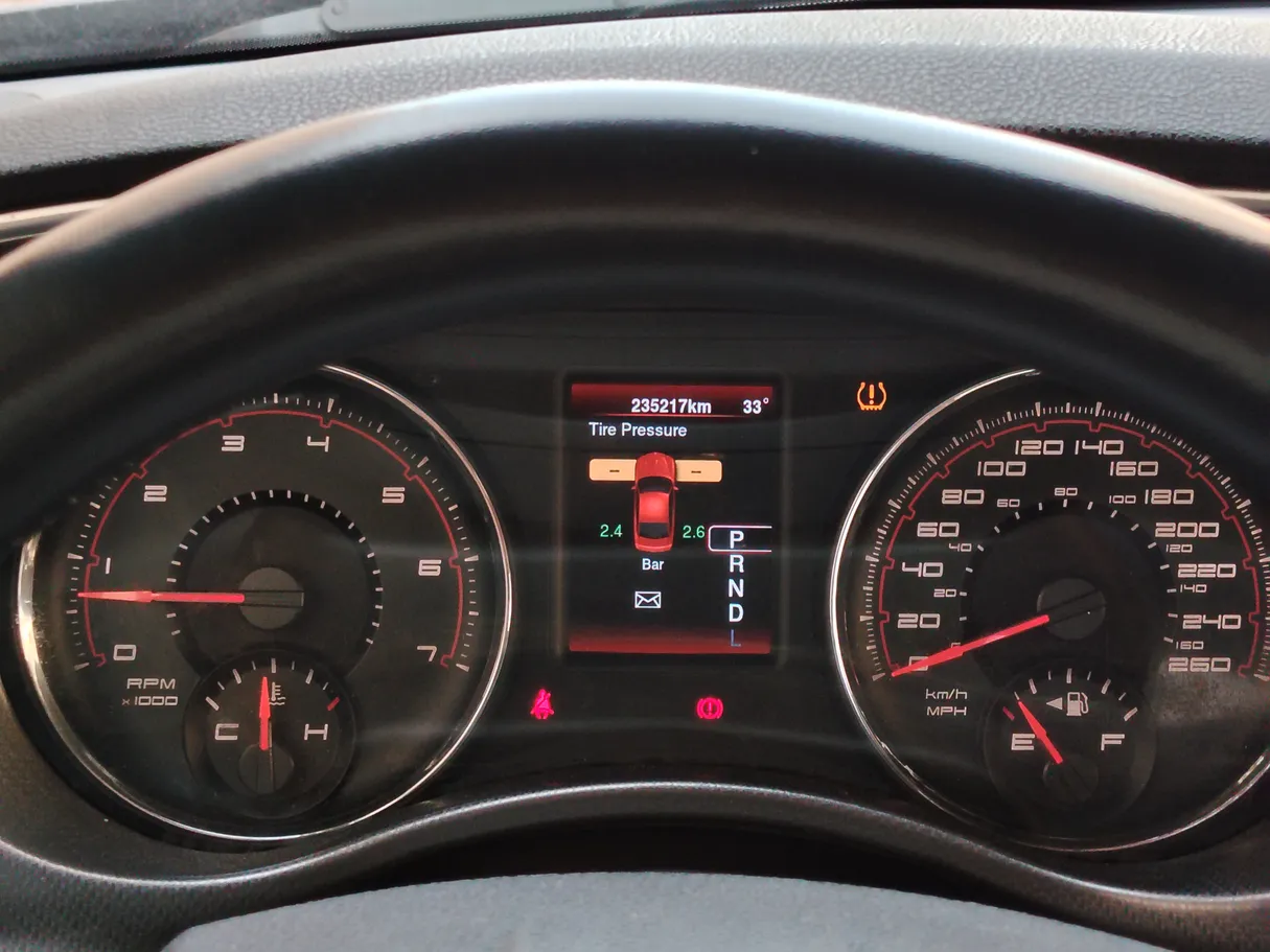 Car image 23