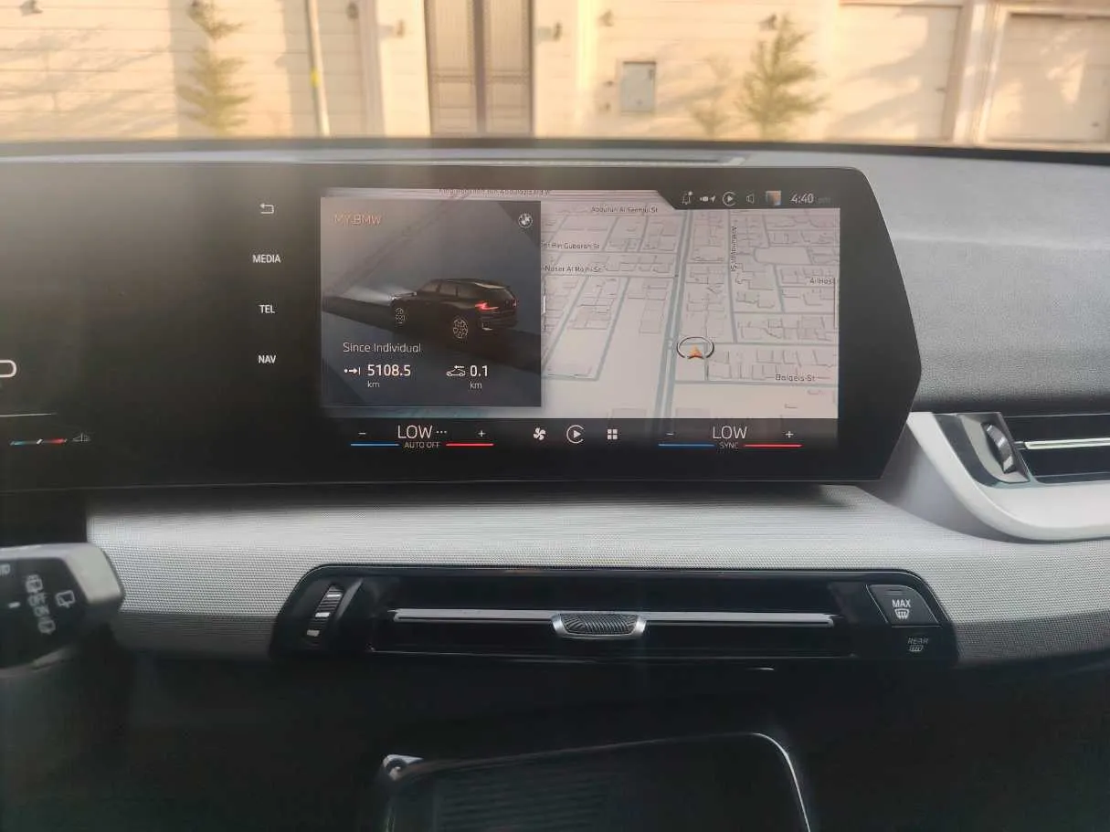 Car image 22