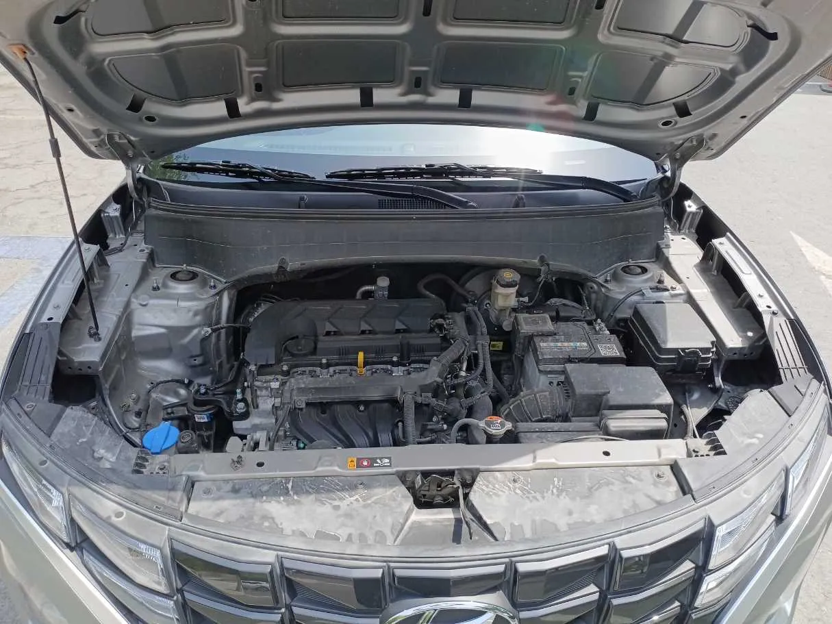 Car image 21