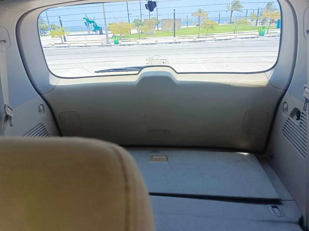 Car image 26