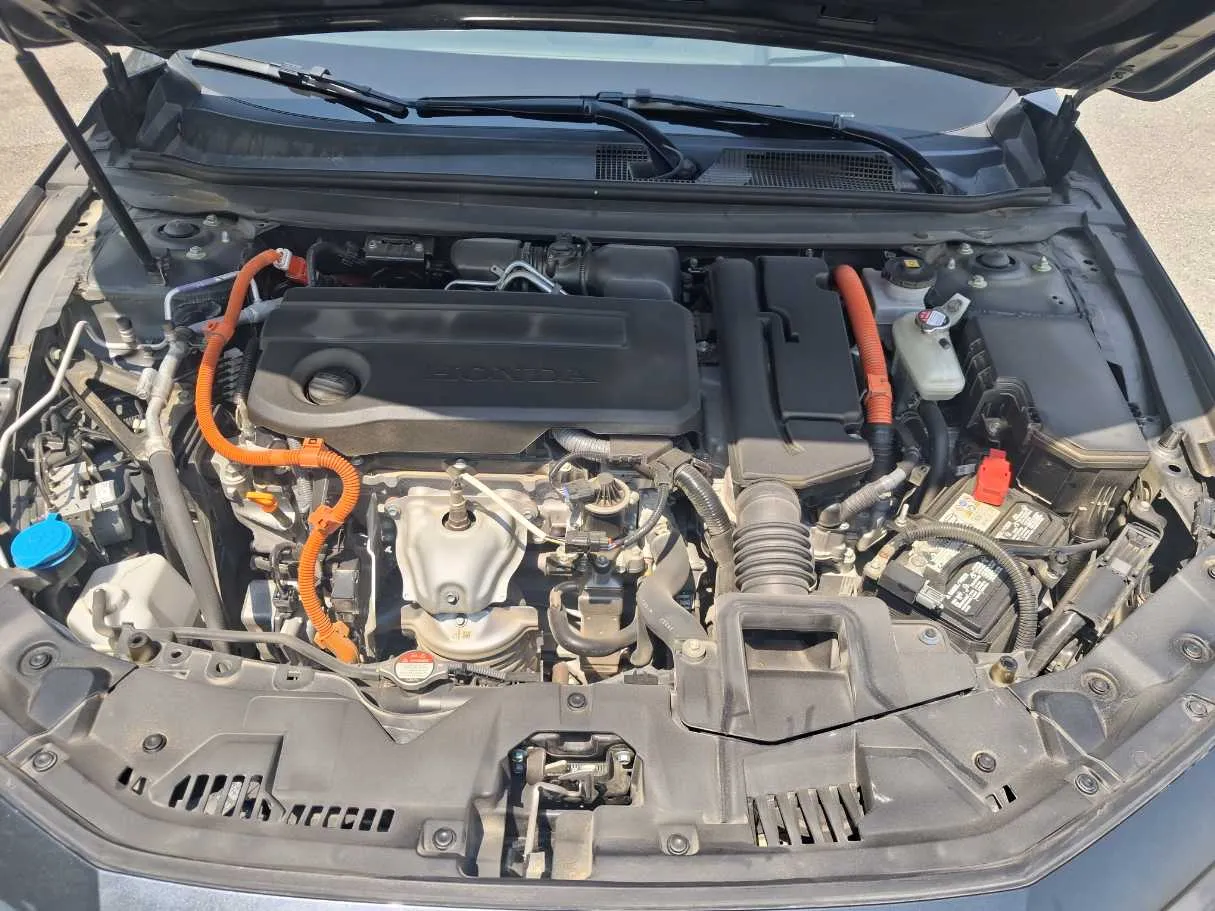 Car image 22
