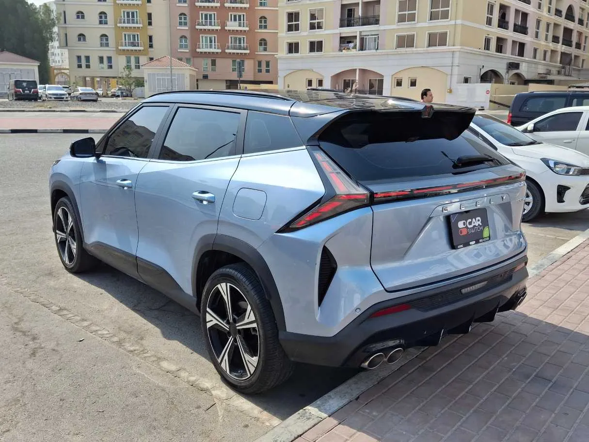 Car image 7