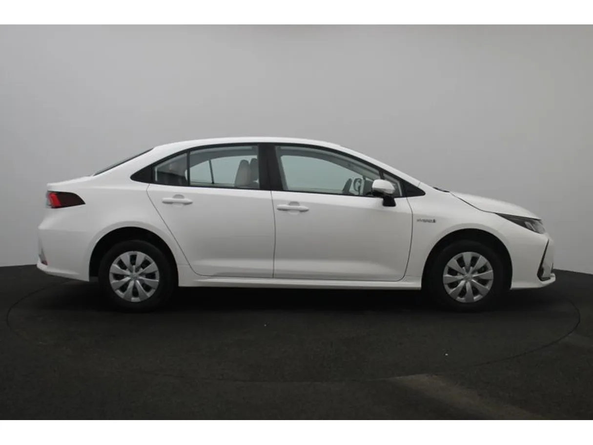 Car image 13