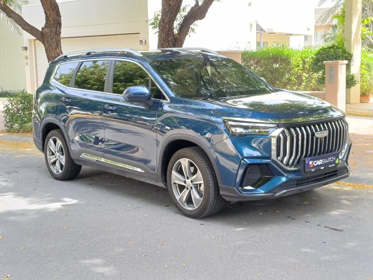 Car image 3