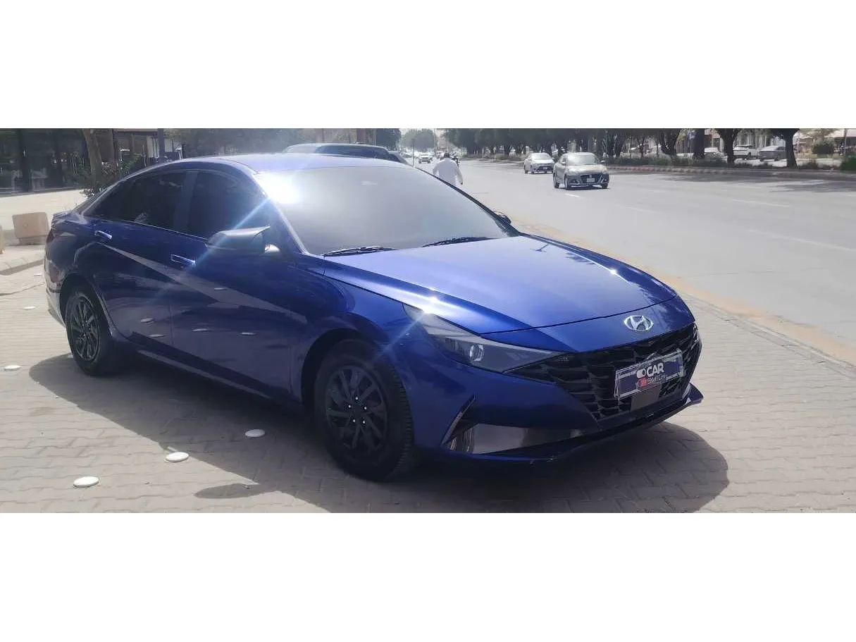 Car image 3