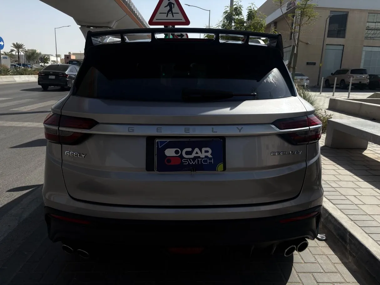 Car image 6