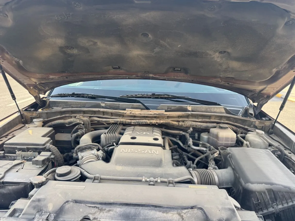 Car image 24