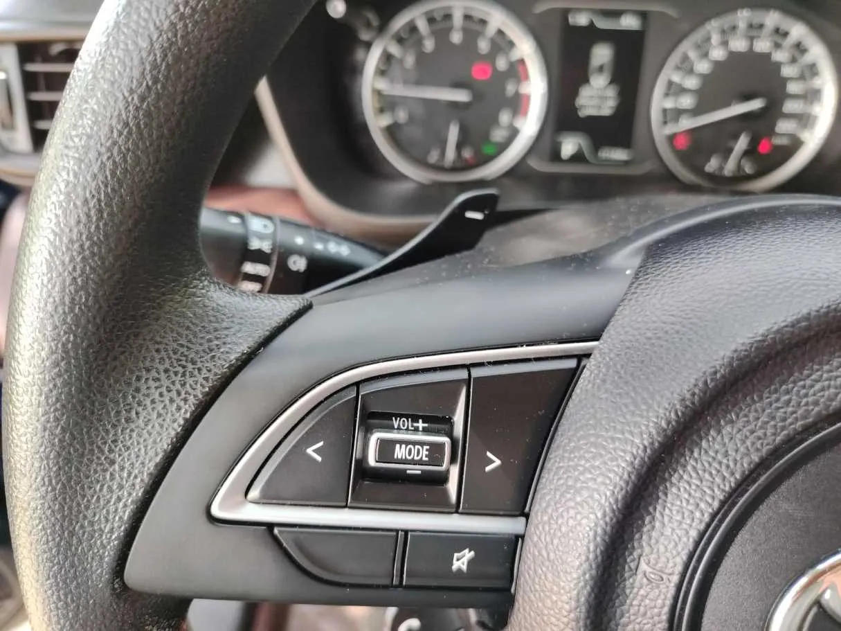 Car image 42