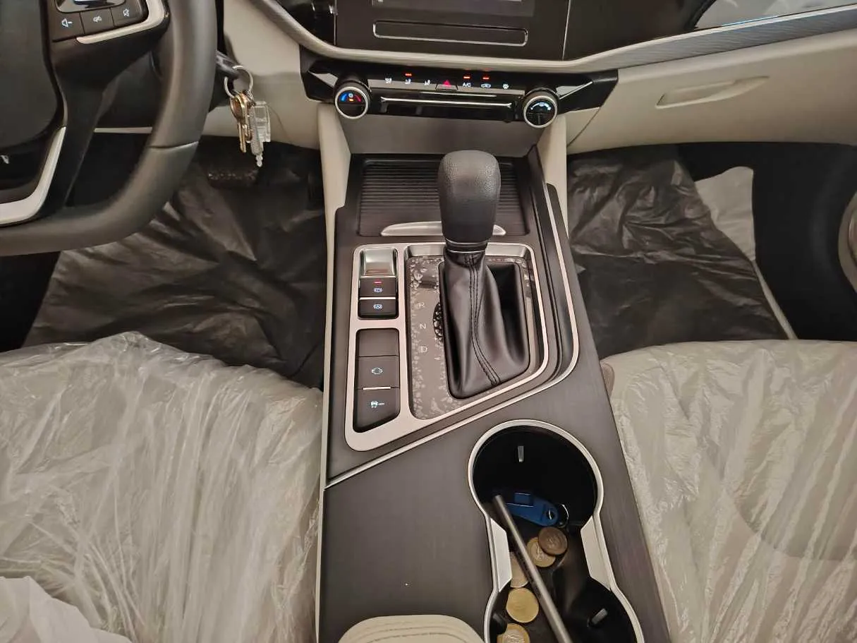 Car image 22