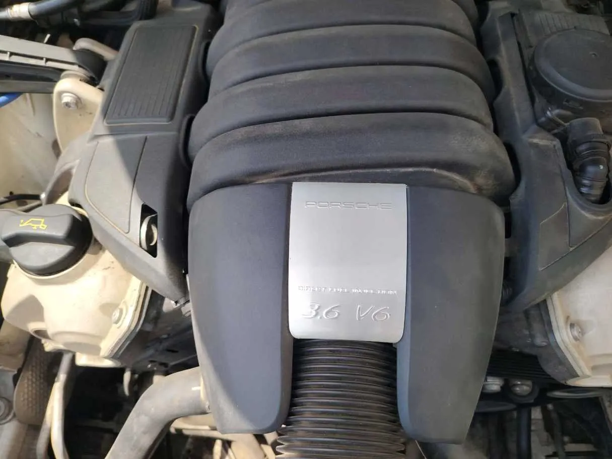 Car image 49