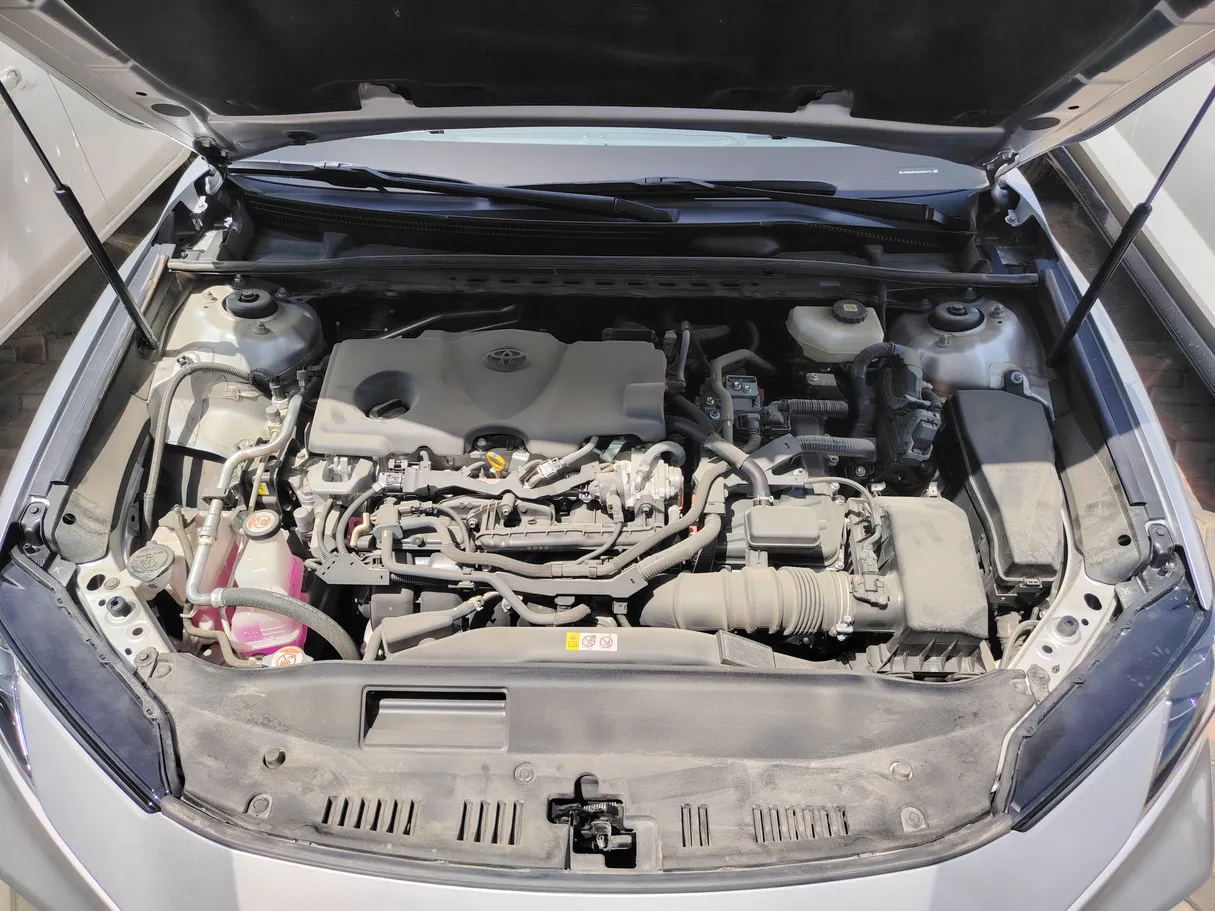 Car image 40