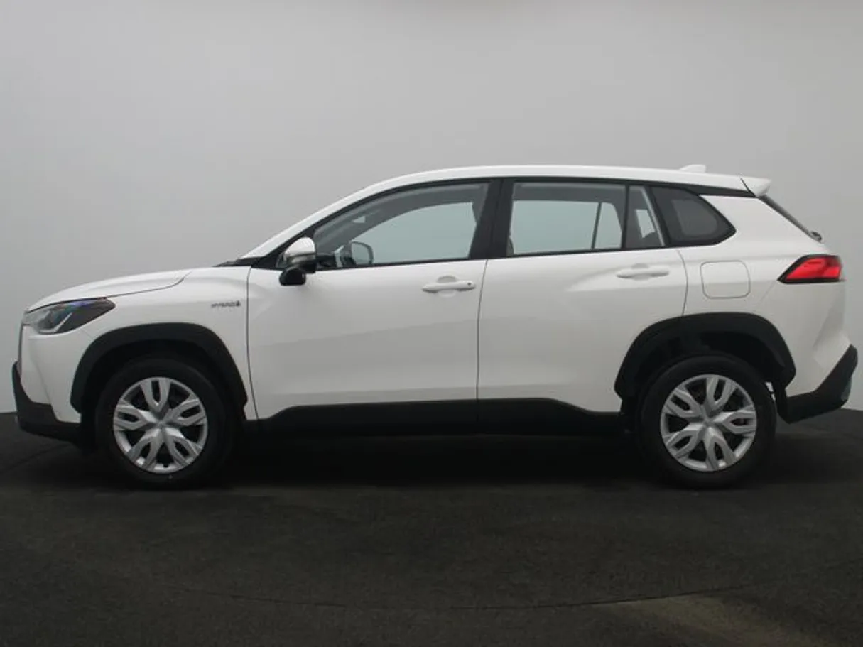 Car image 3