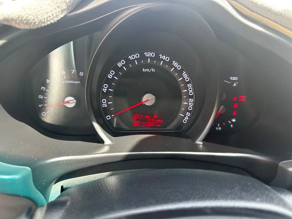 Car image 21