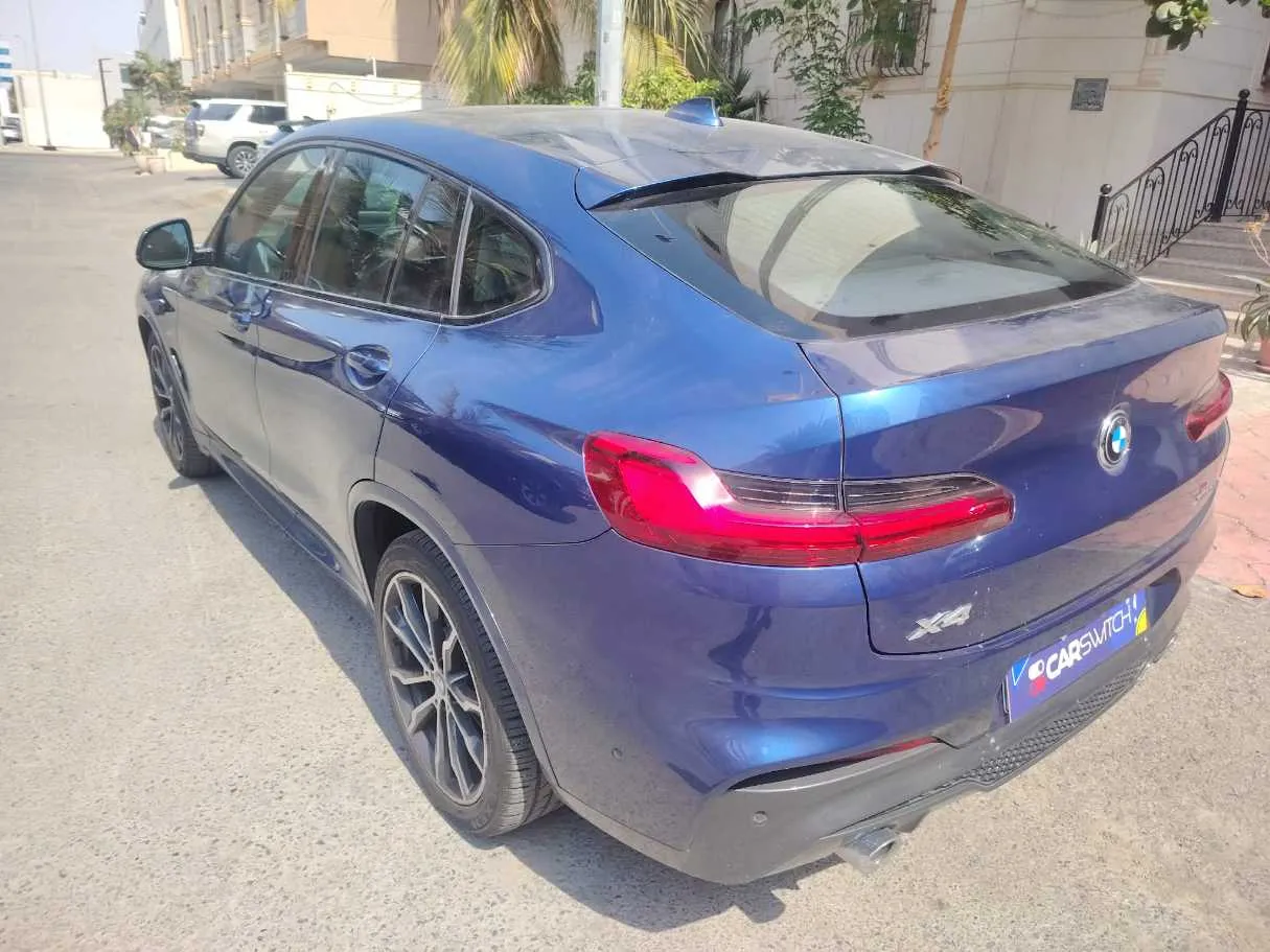 Car image 7