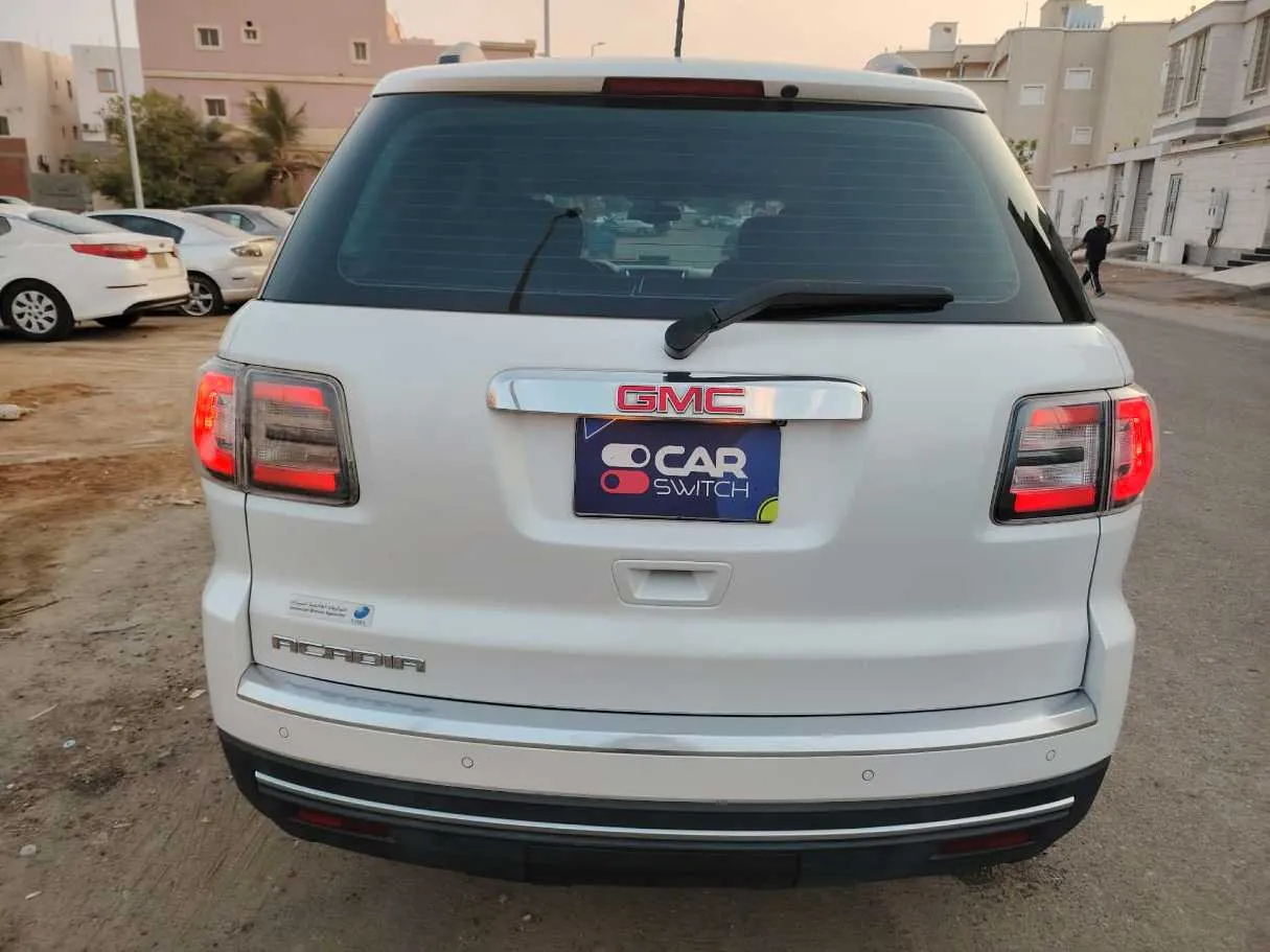 Car image 6
