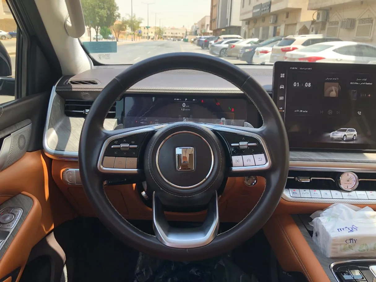 Car image 17