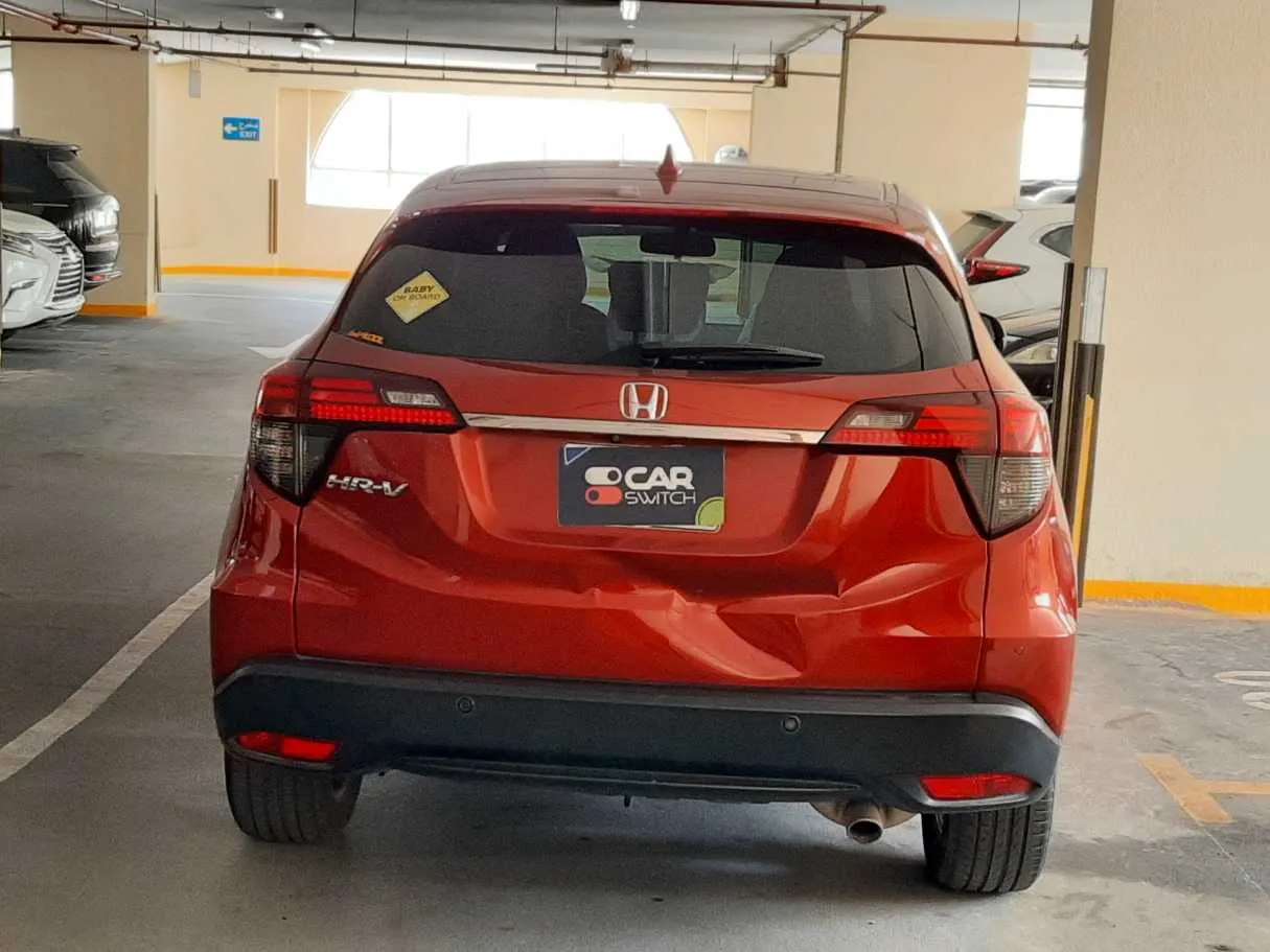 Car image 6