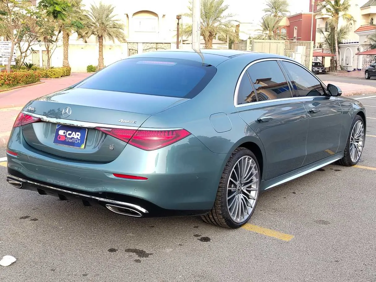 Car image 5