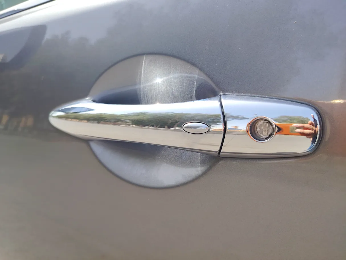 Car image 29