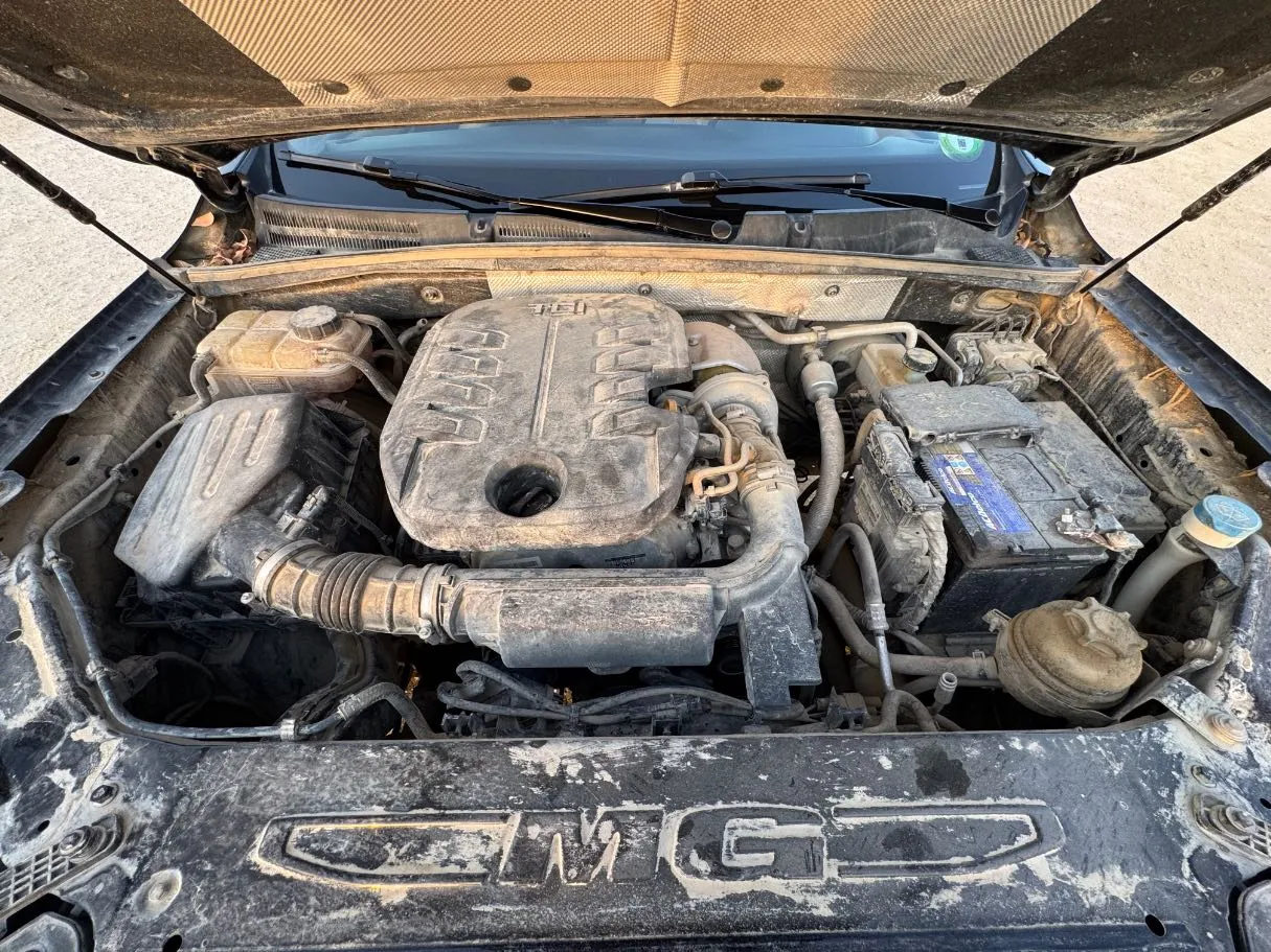 Car image 27