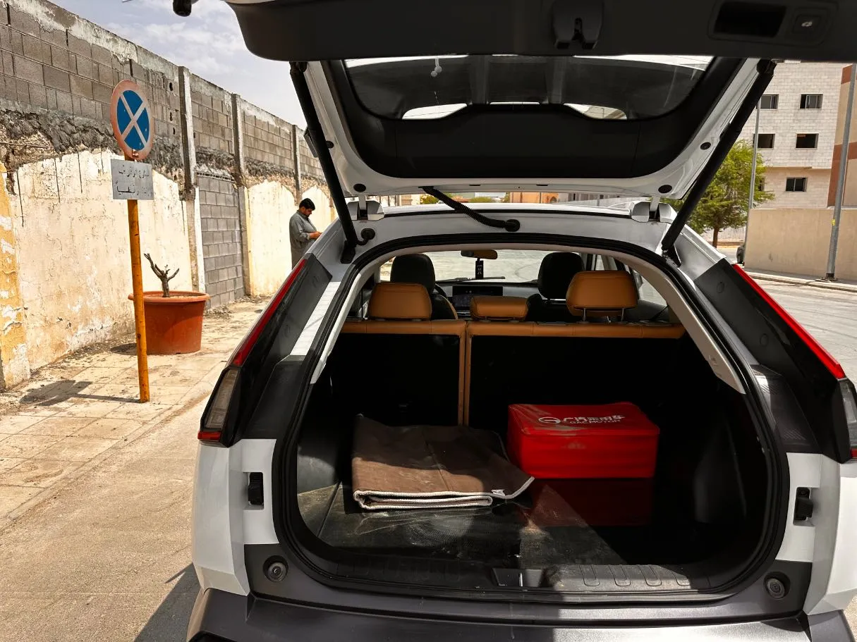 Car image 21