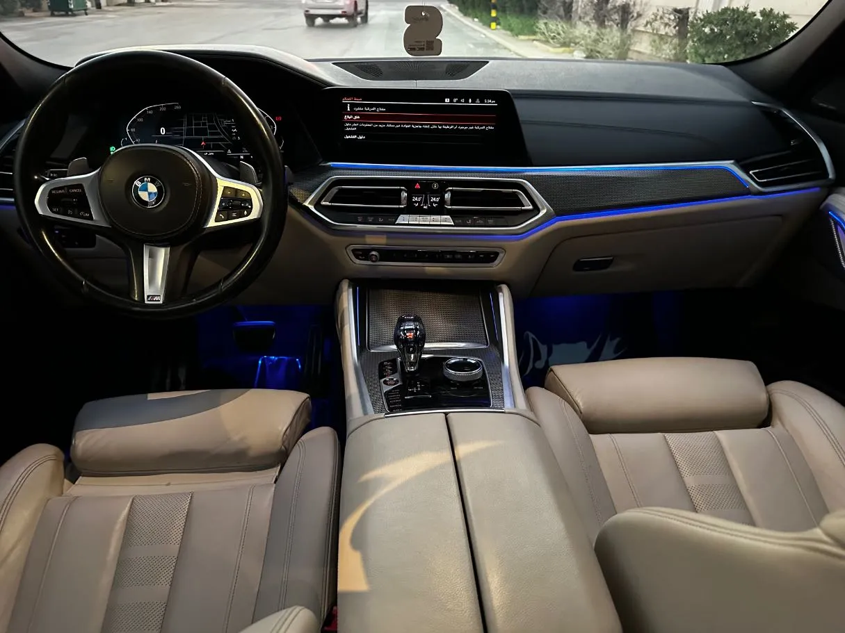 Car image 31
