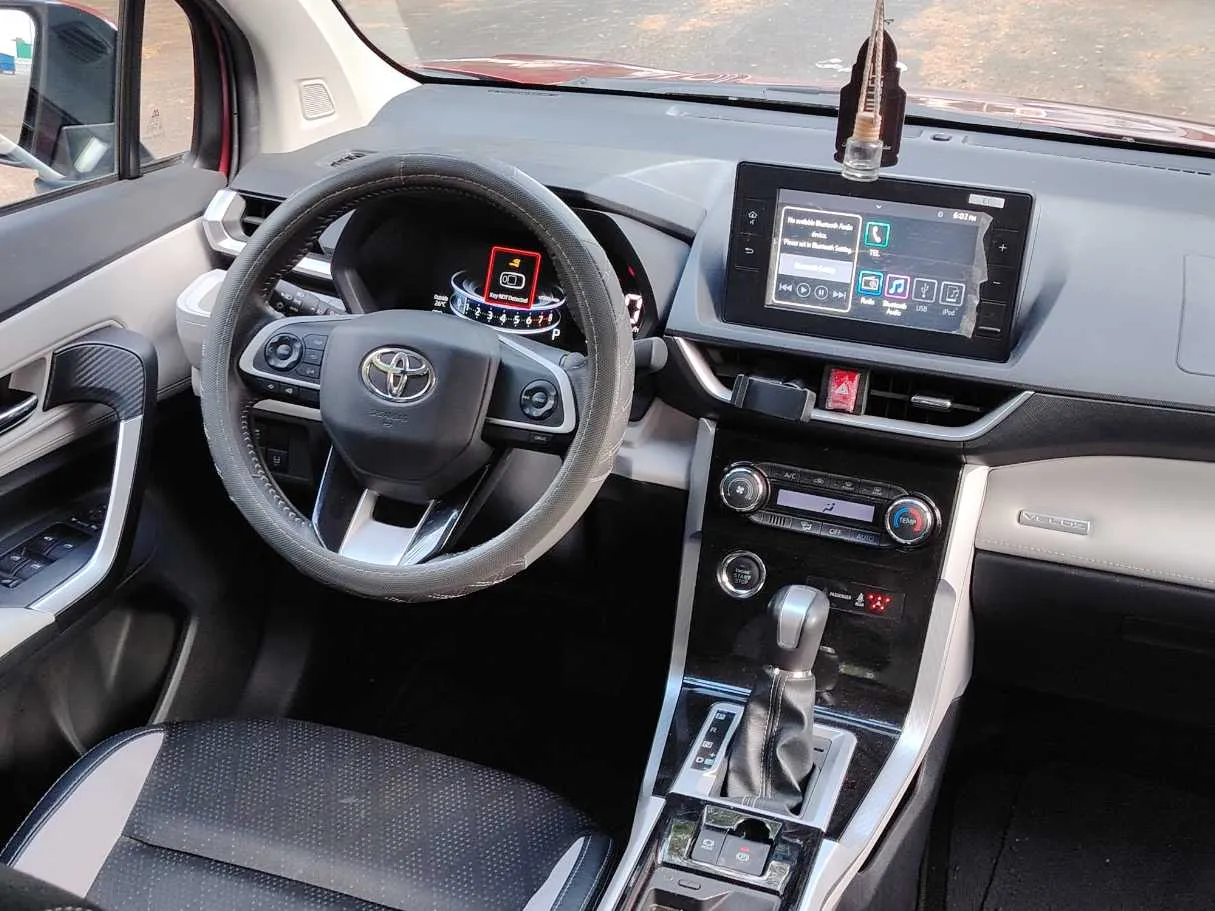 Car image 23