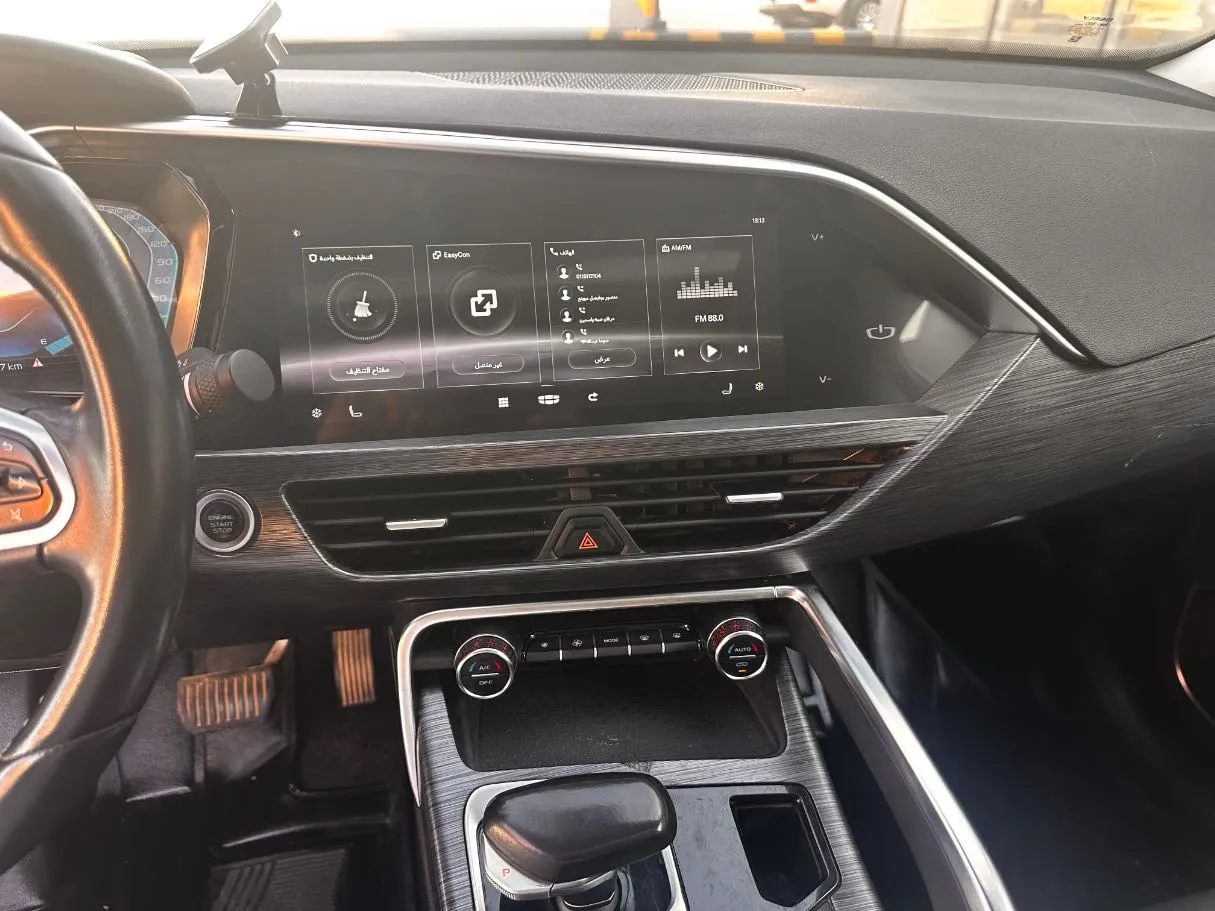 Car image 22