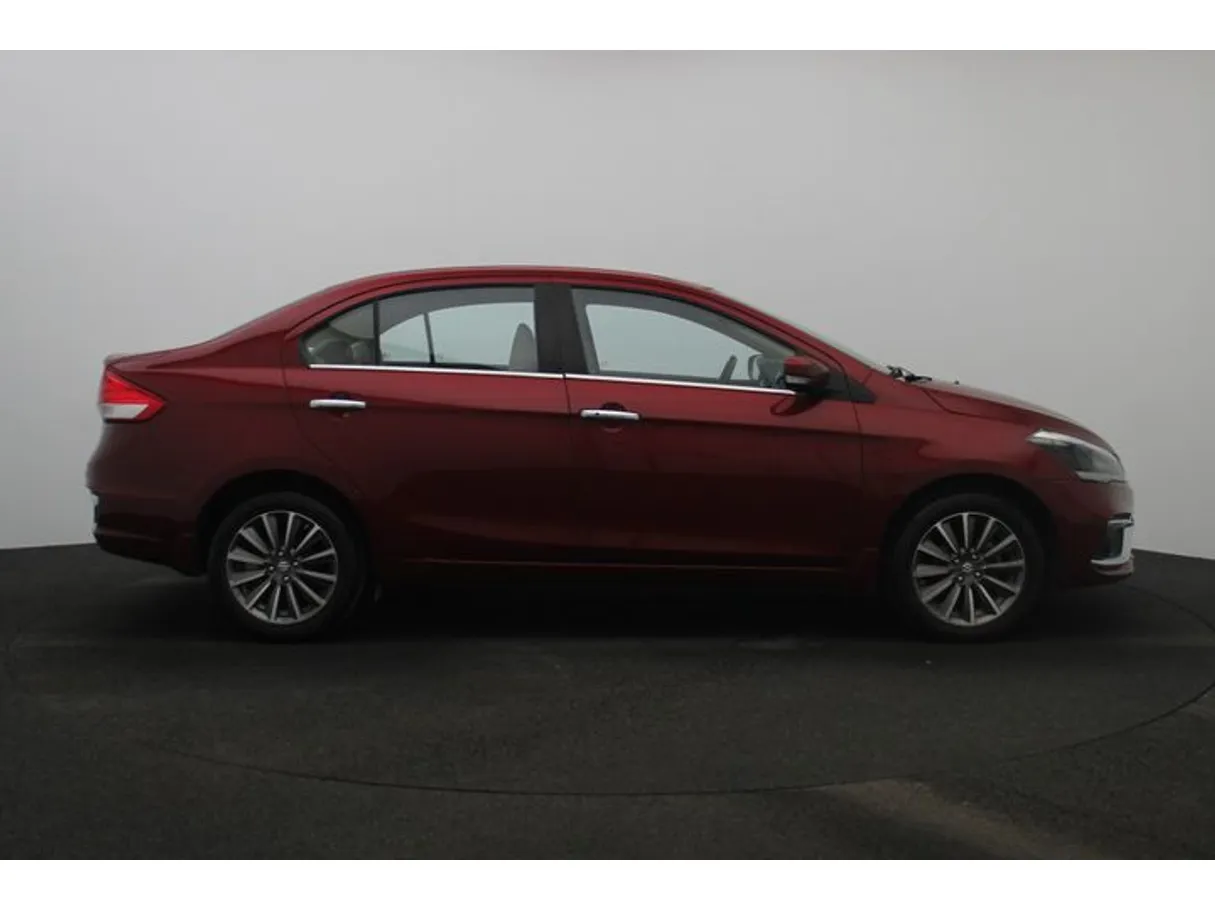 Car image 13