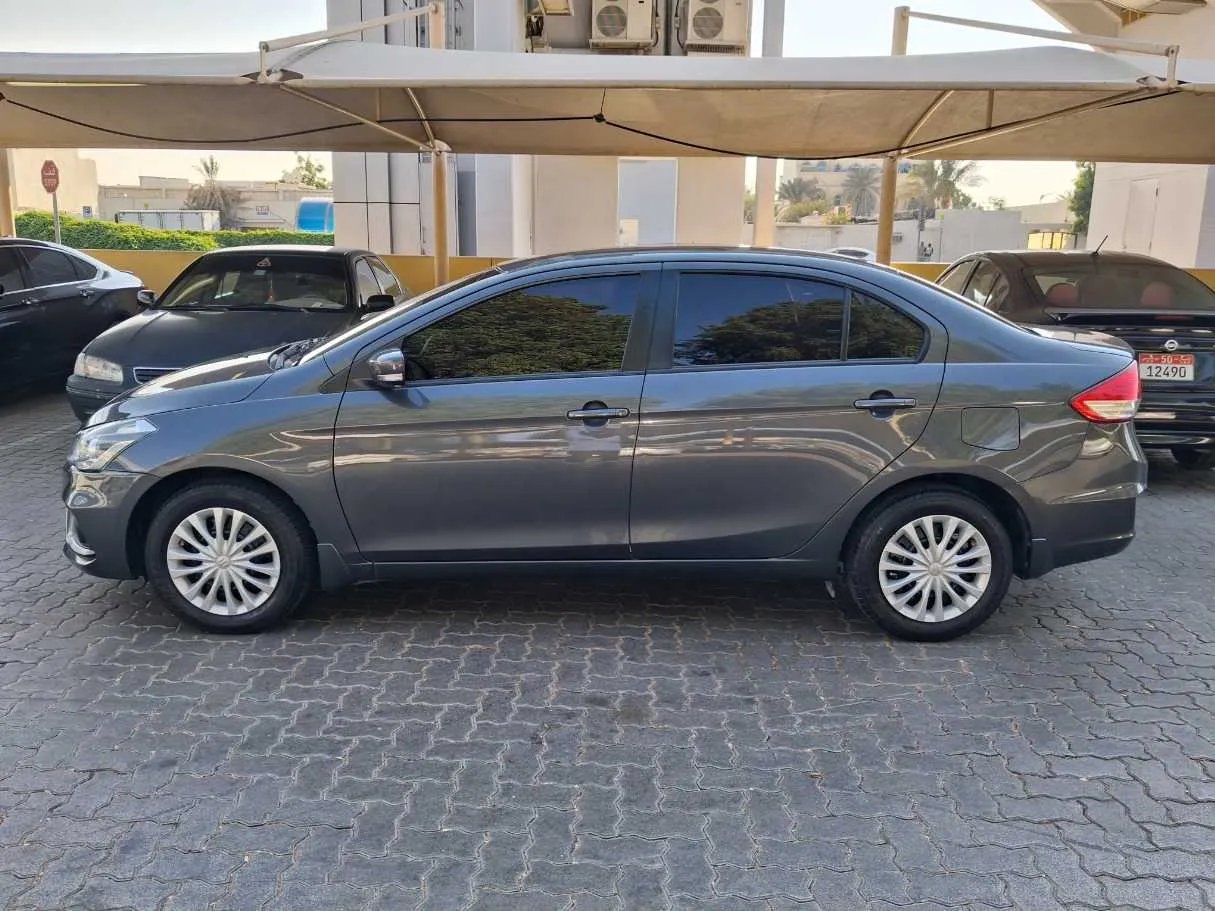 Car image 8