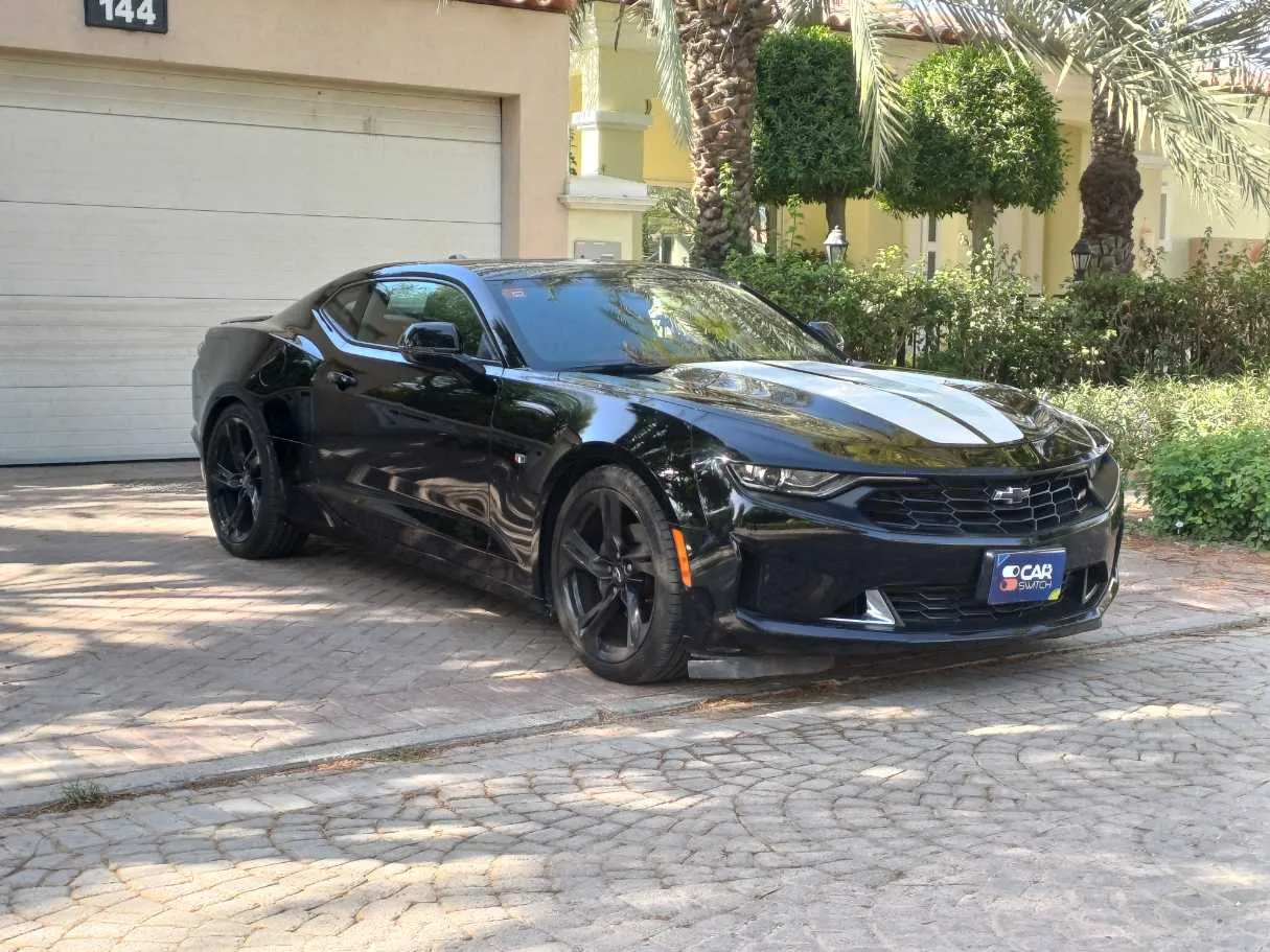 Car image 3