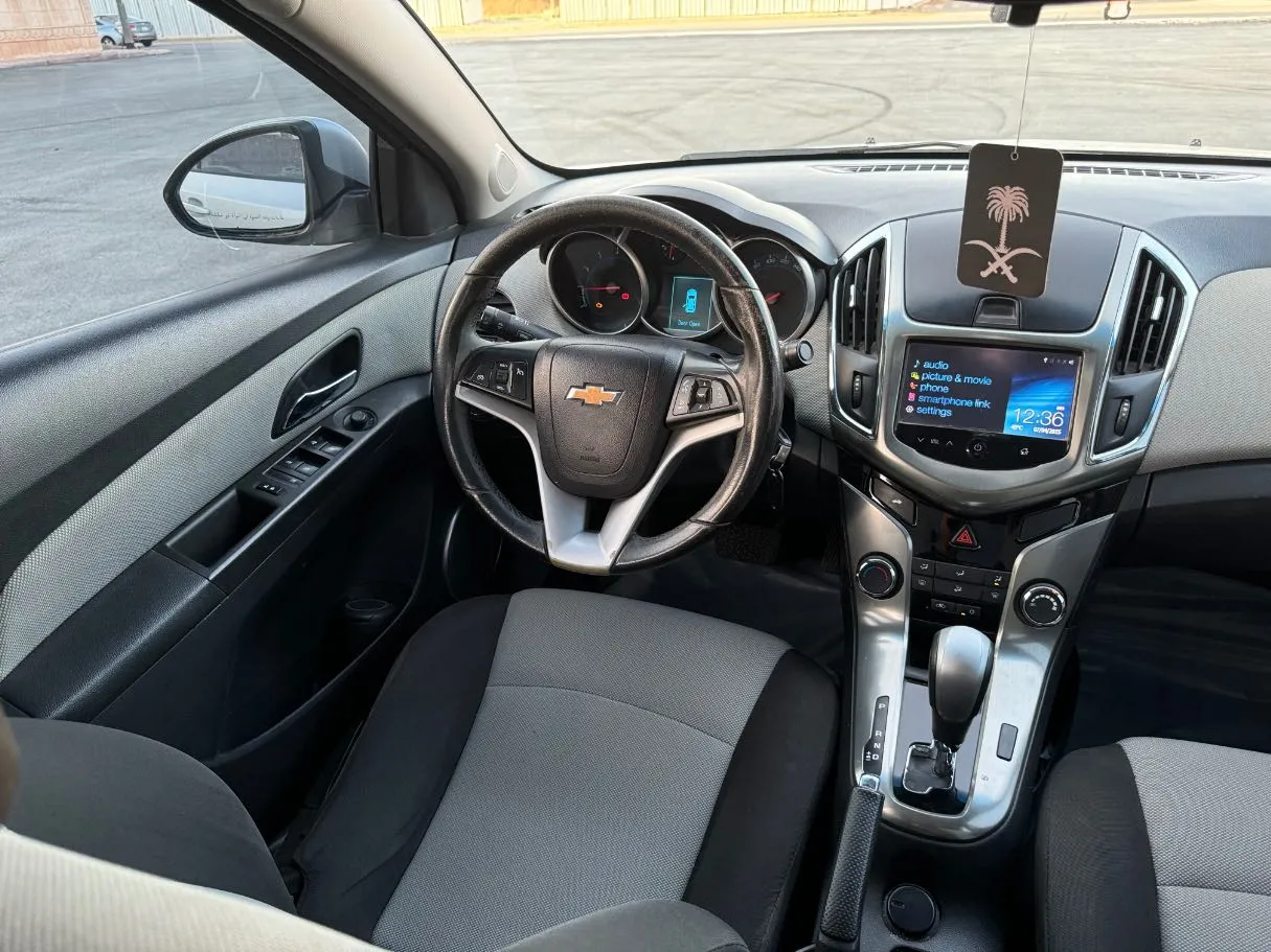 Car image 20