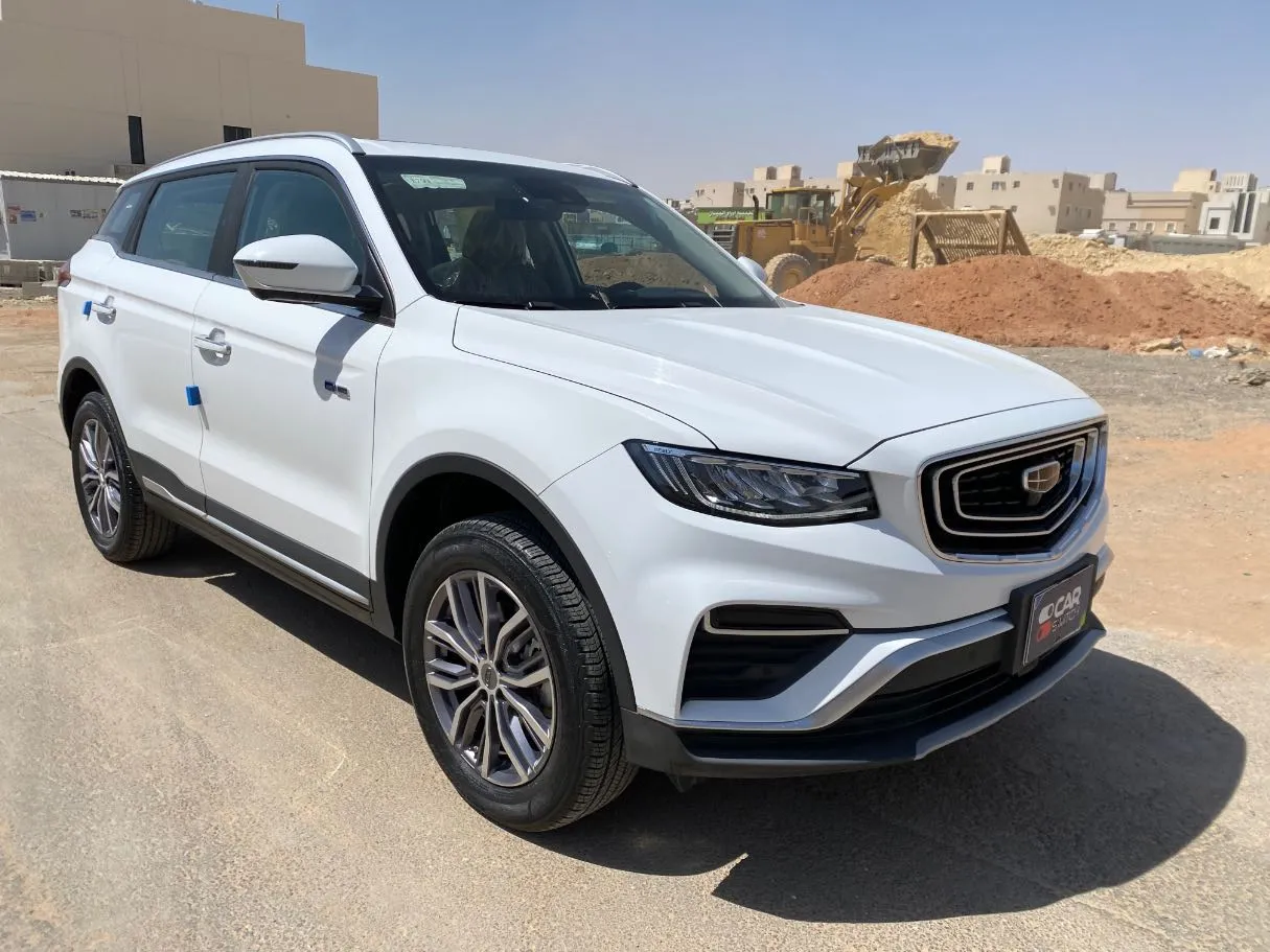 Car image 3