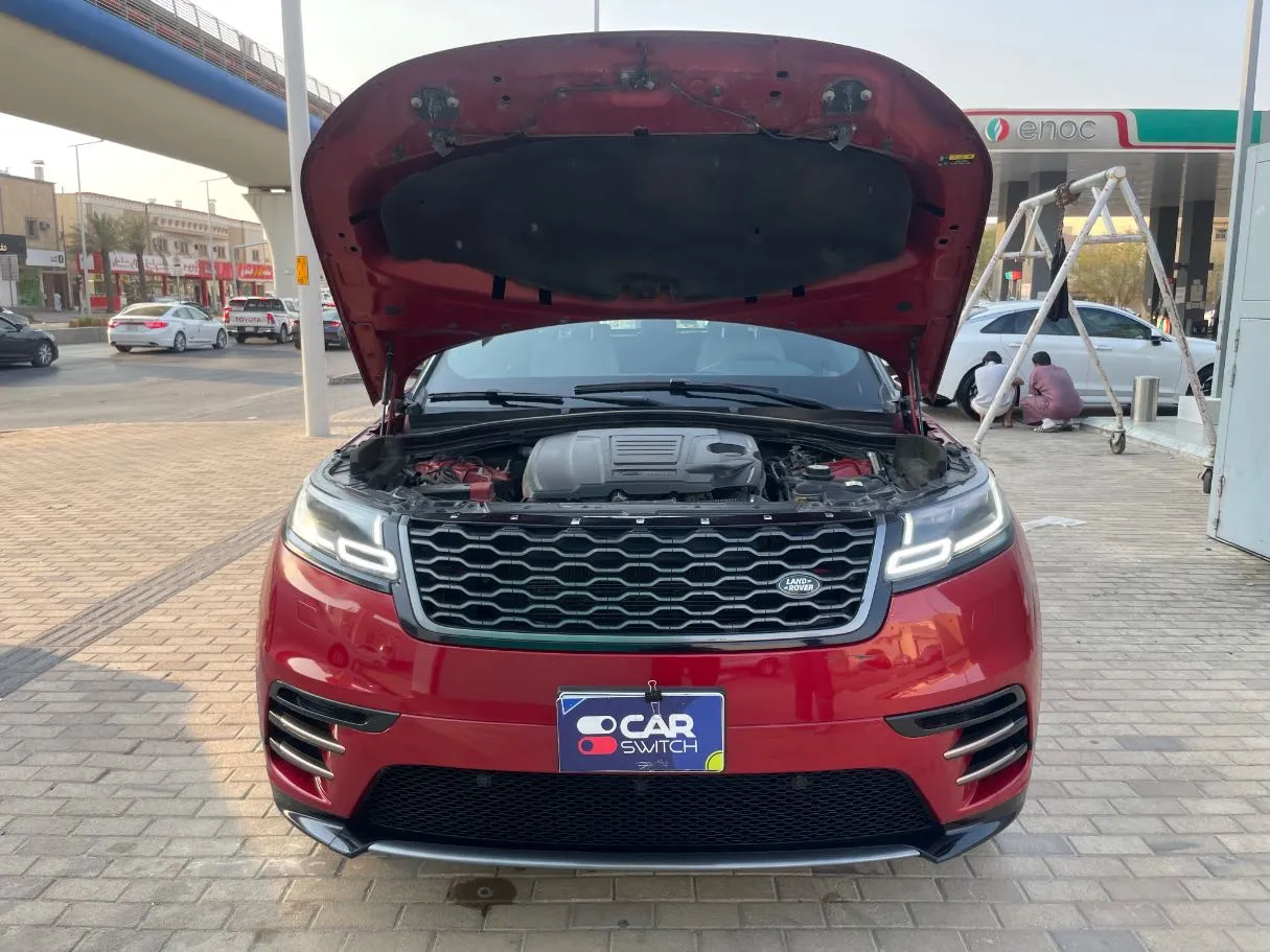 Car image 24