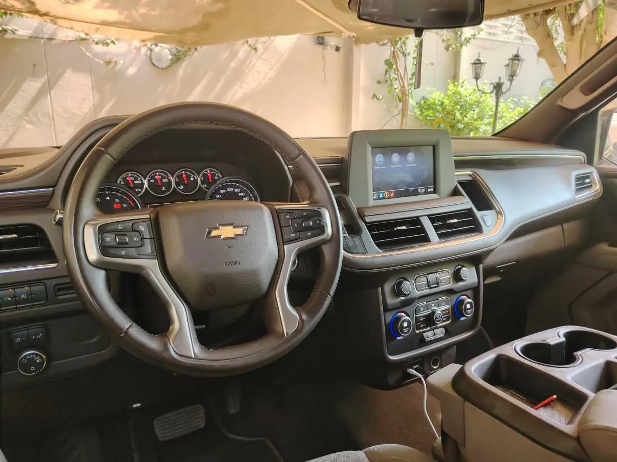 Car image 30