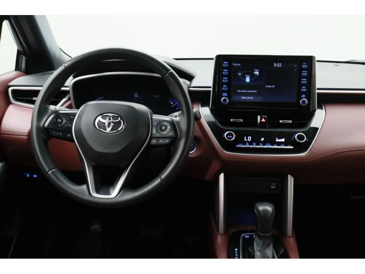 Car image 15