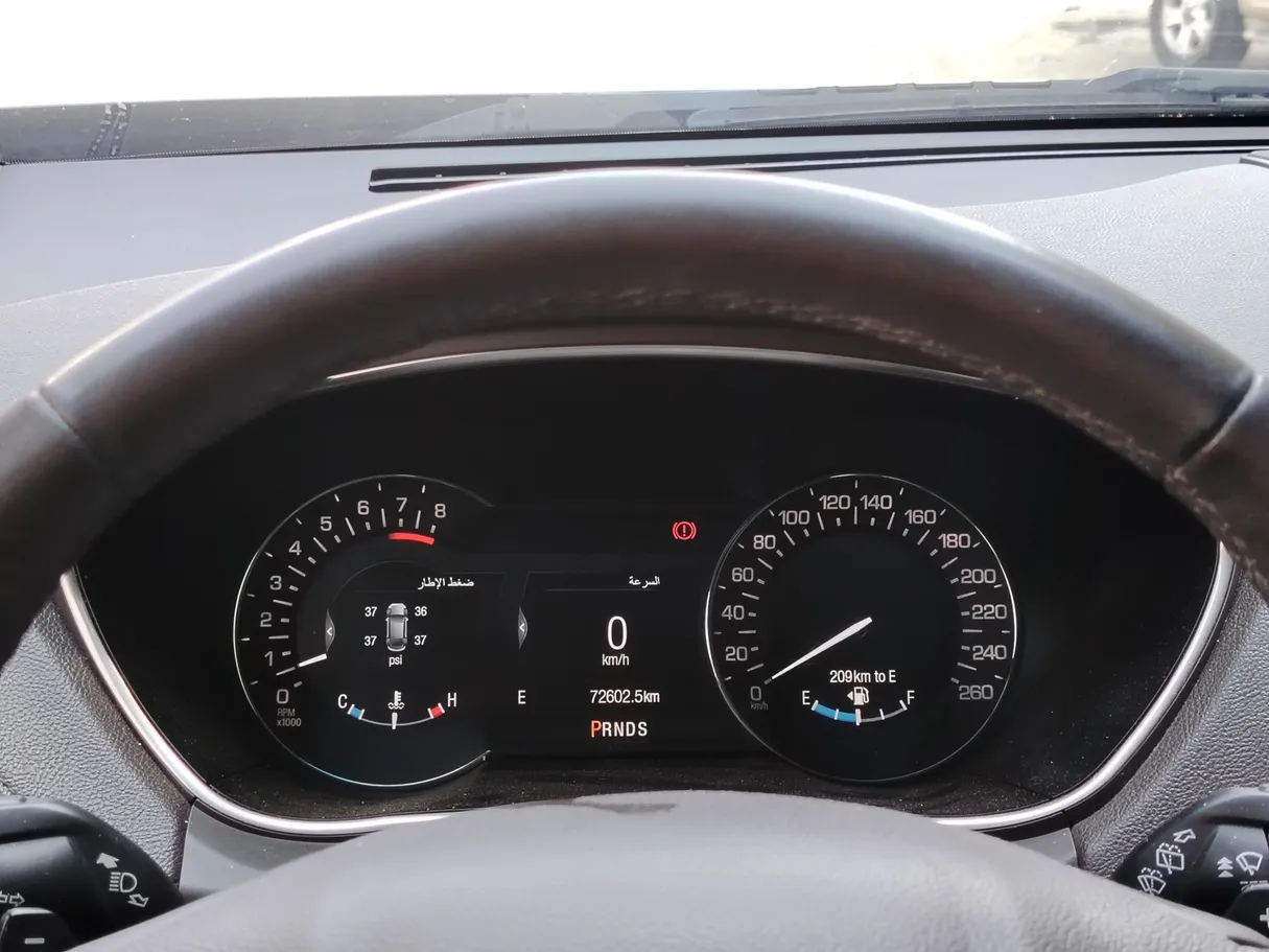 Car image 25