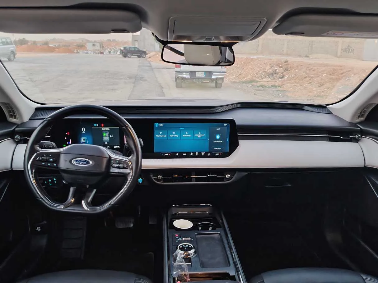 Car image 21
