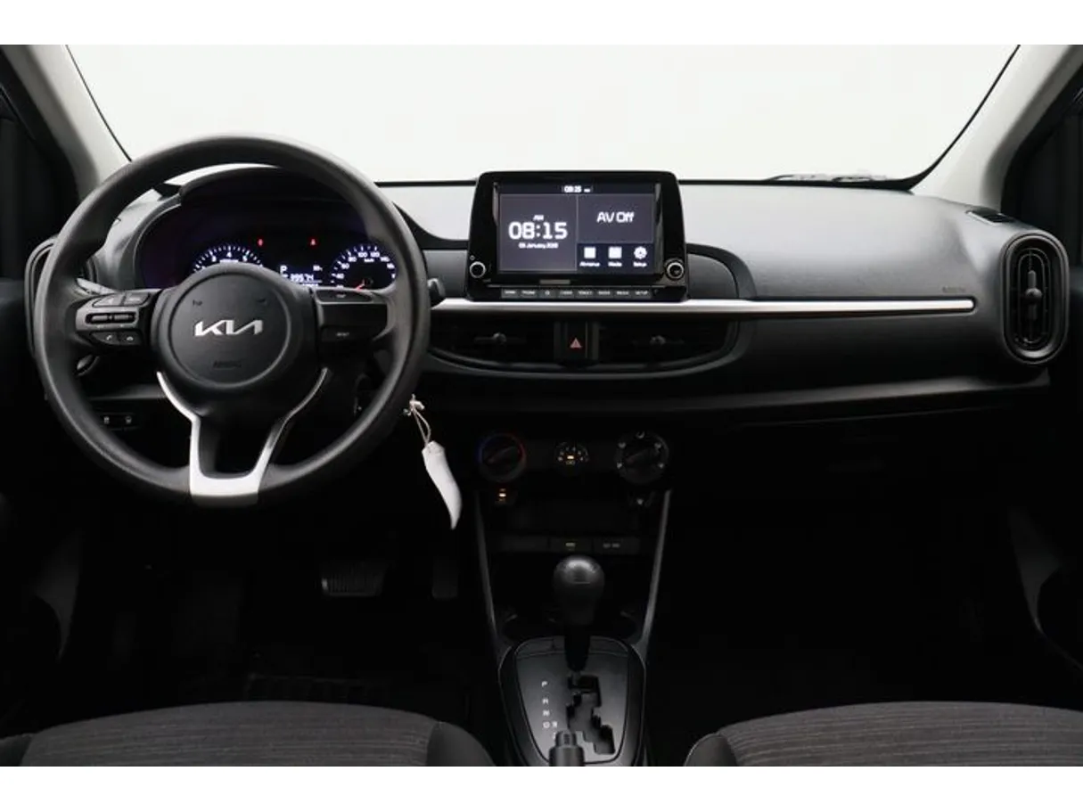 Car image 14