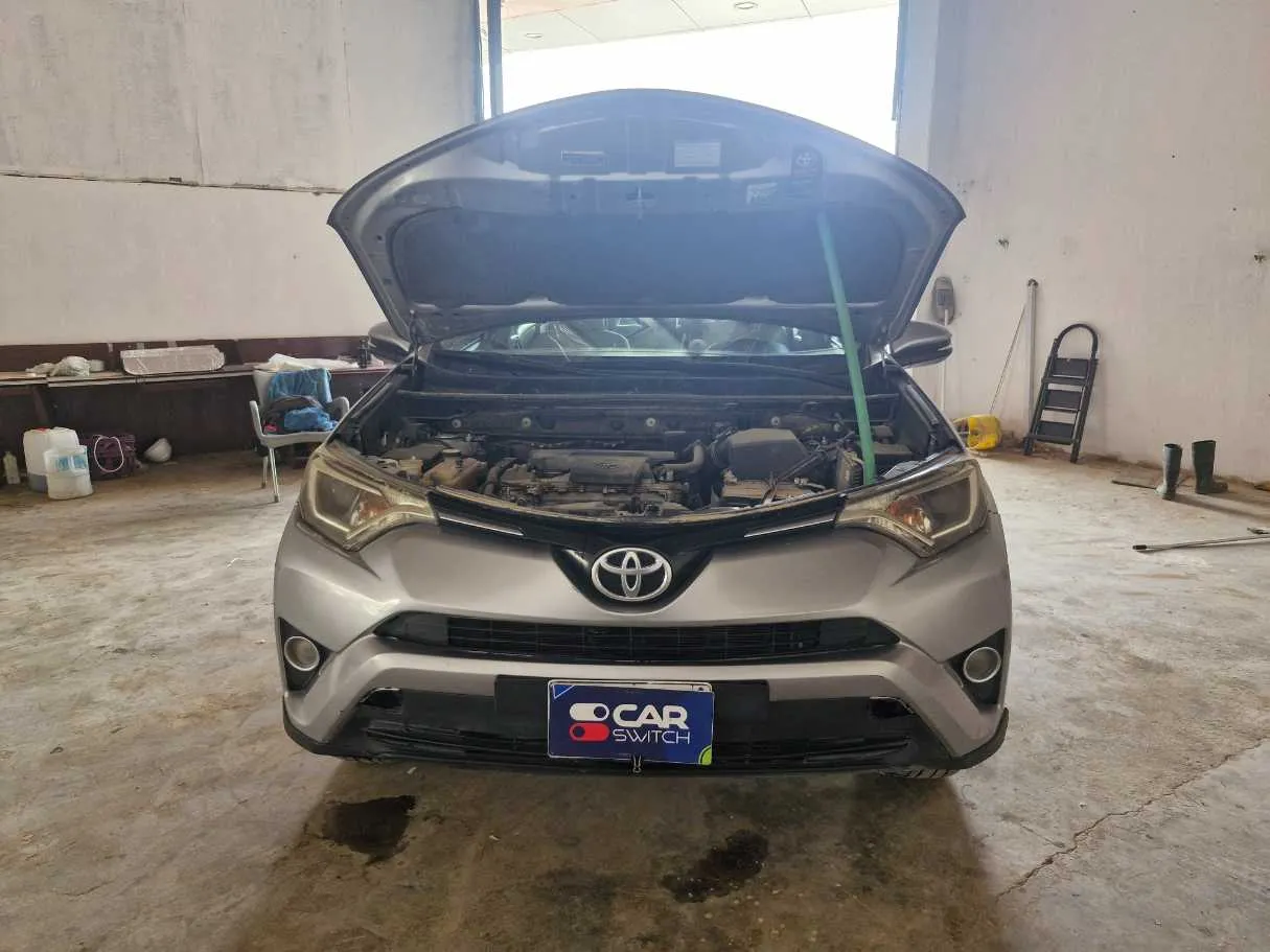 Car image 21