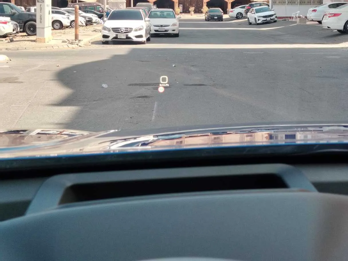Car image 27