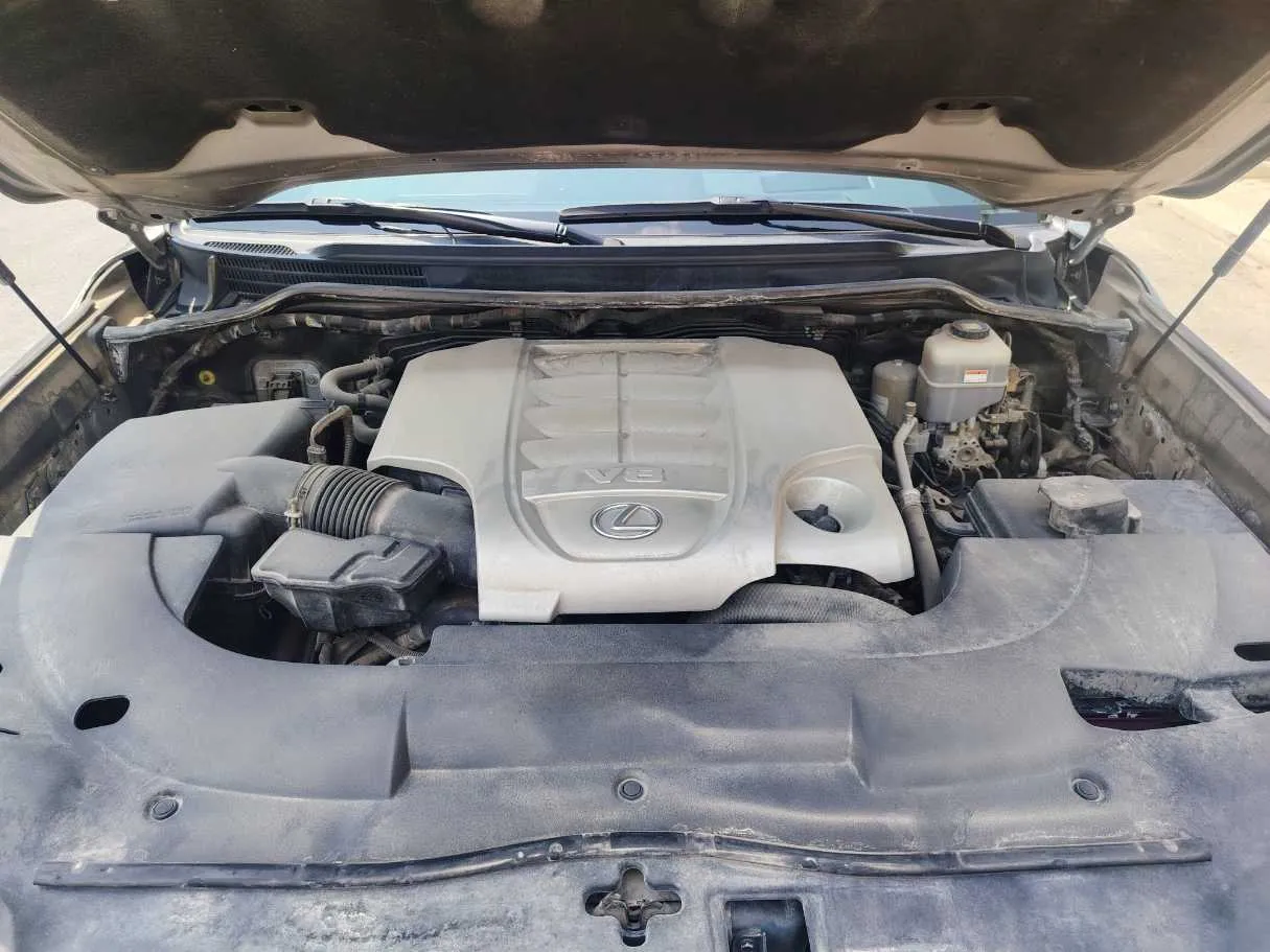 Car image 37