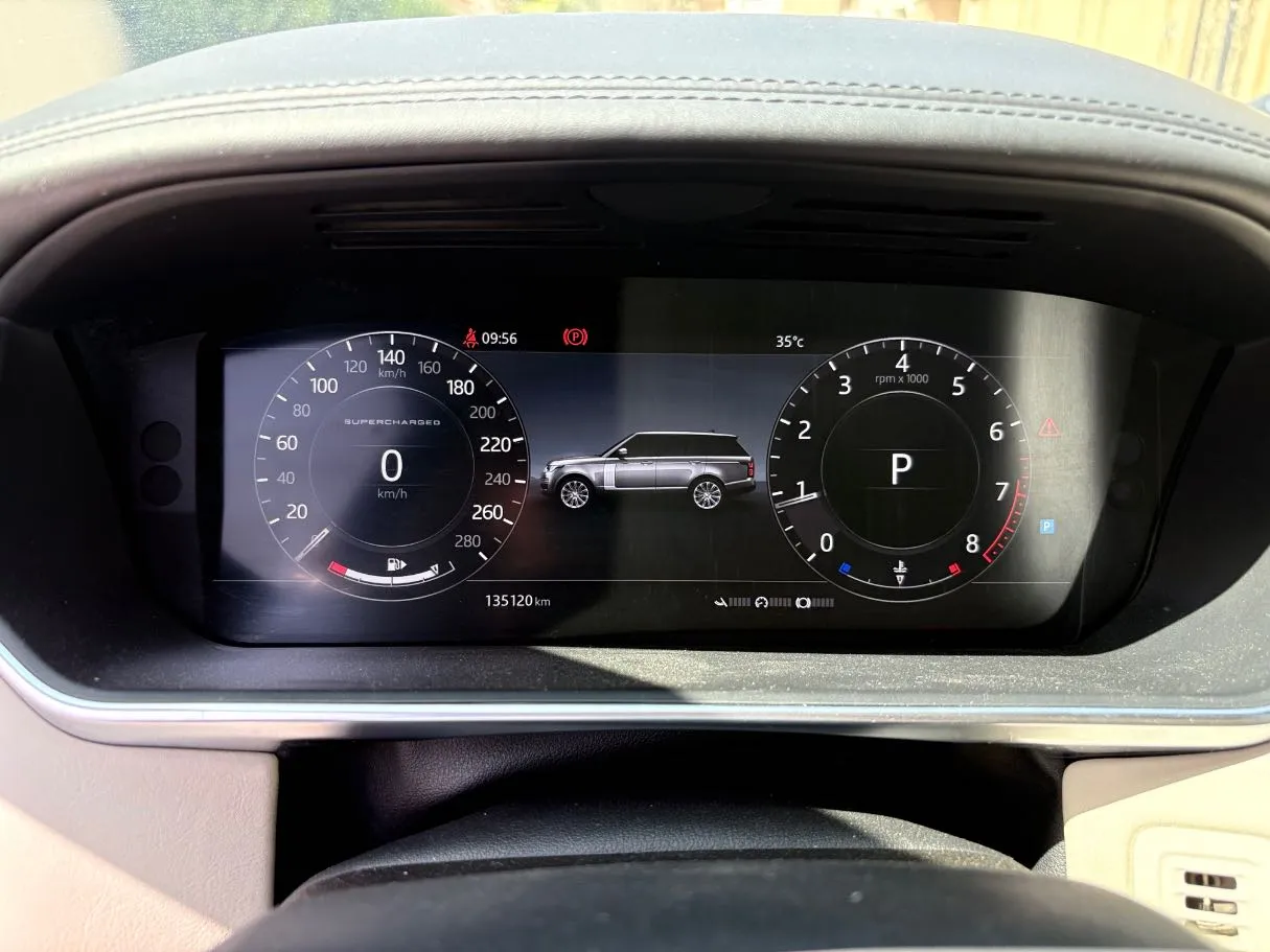 Car image 23