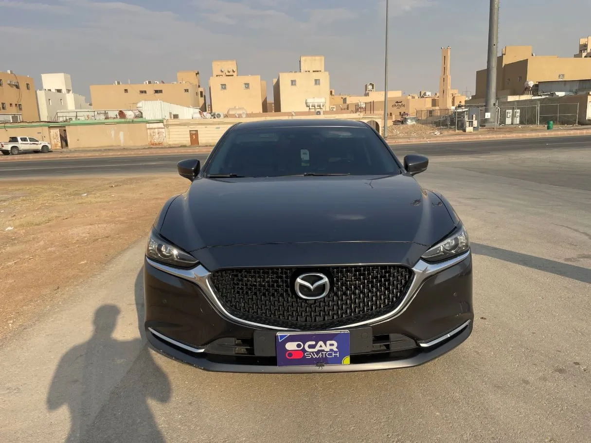 Car image 2