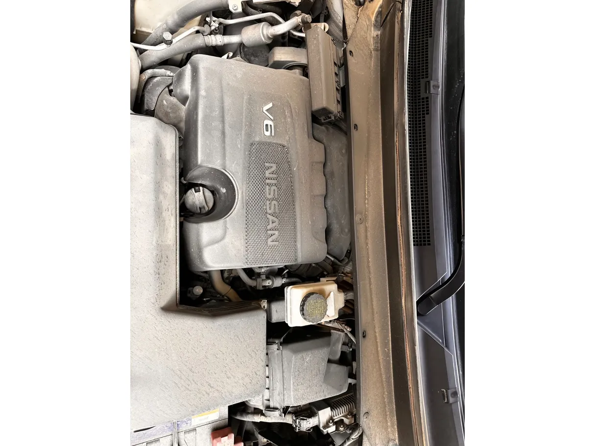 Car image 26