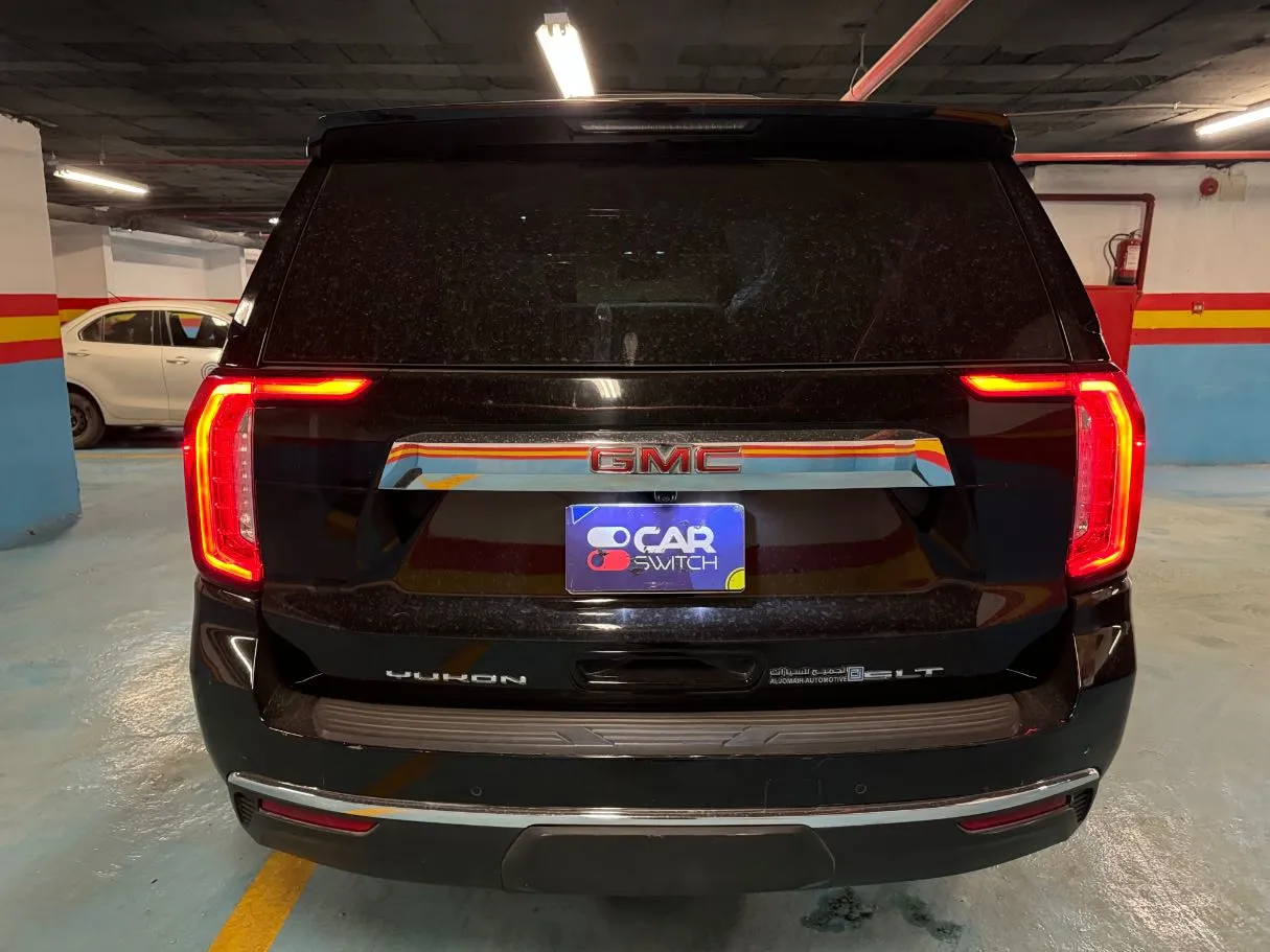 Car image 6