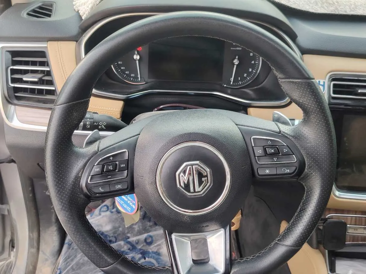 Car image 21
