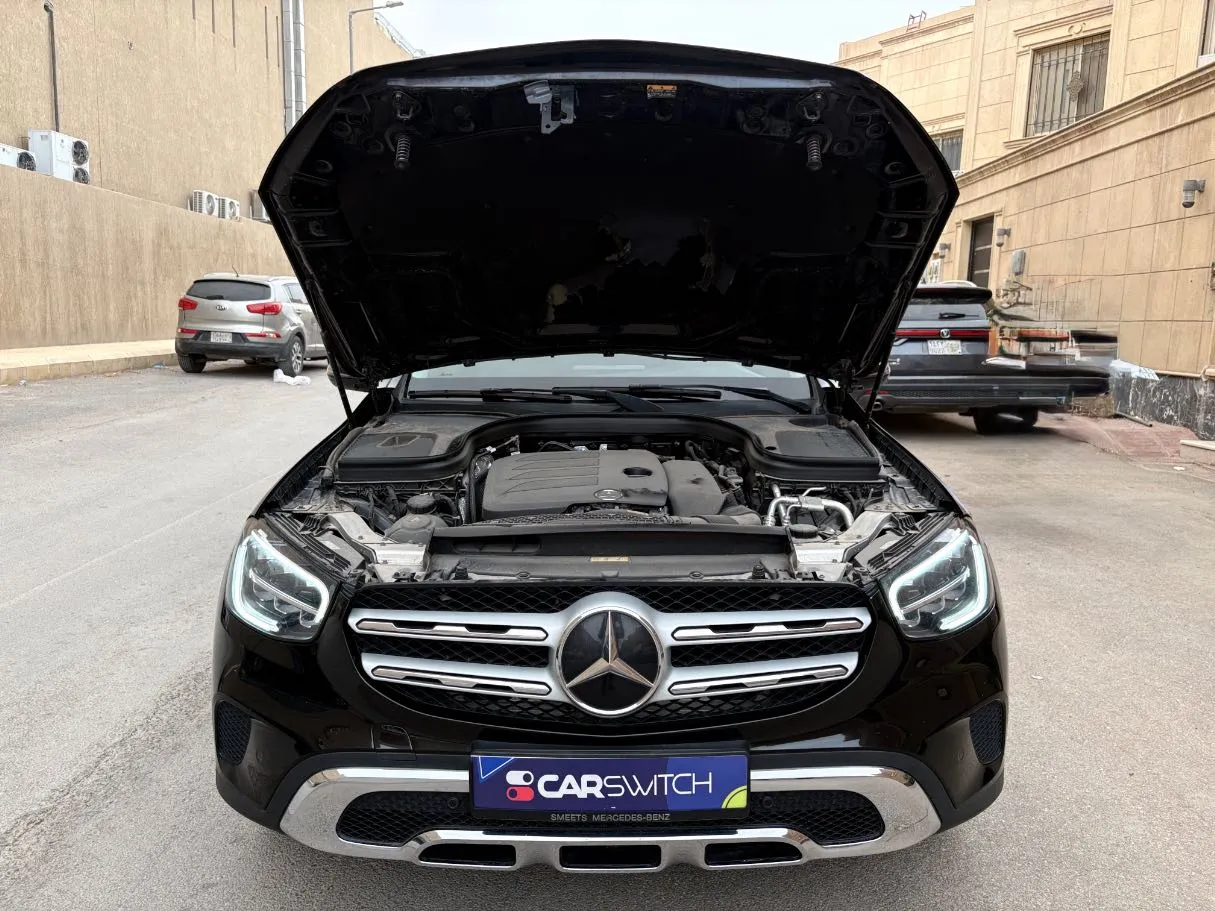 Car image 30