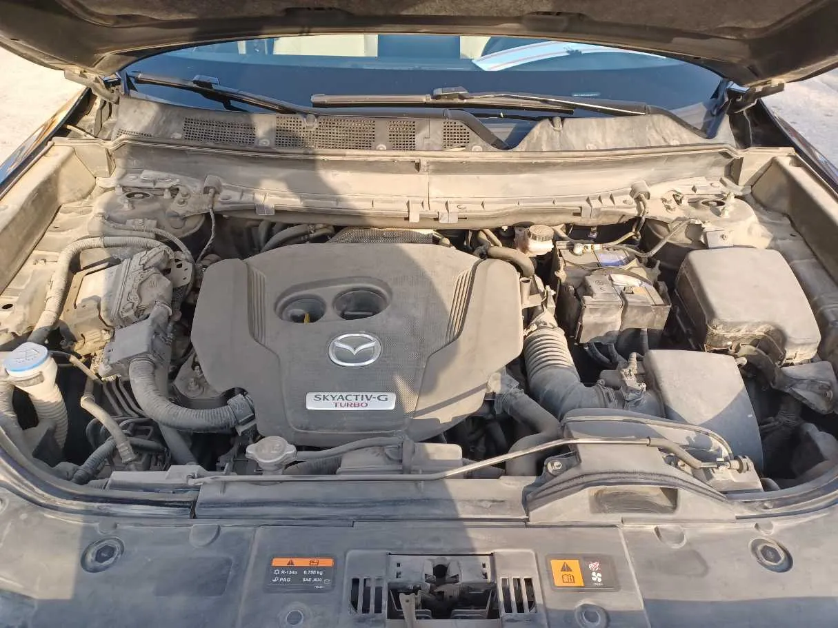 Car image 25